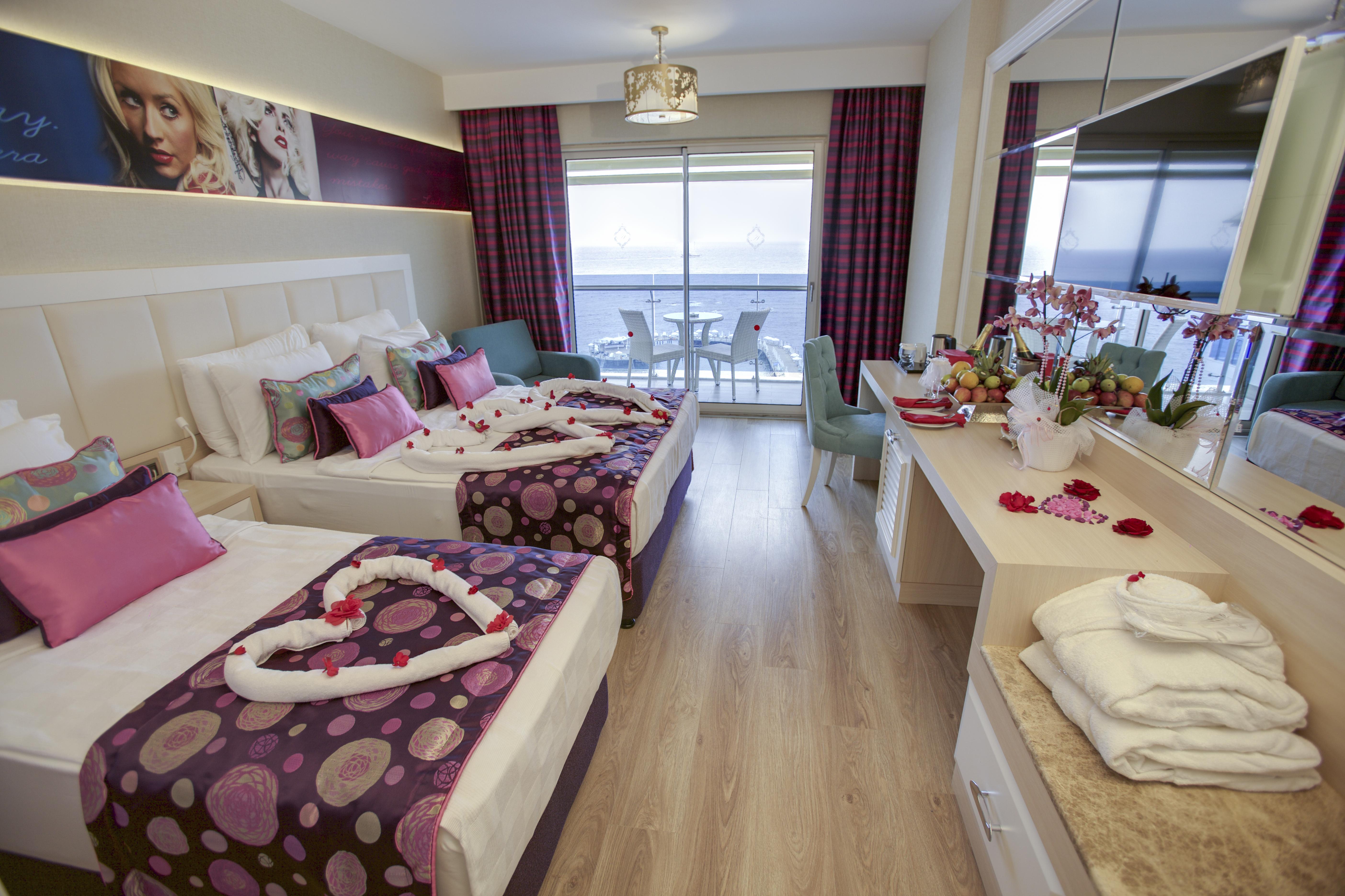 Azura Deluxe Resort & Spa Avsallar Ngoại thất bức ảnh