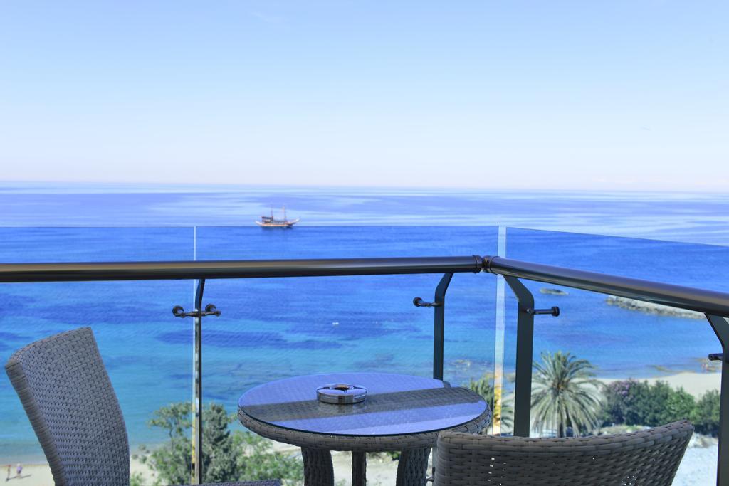 Azura Deluxe Resort & Spa Avsallar Ngoại thất bức ảnh